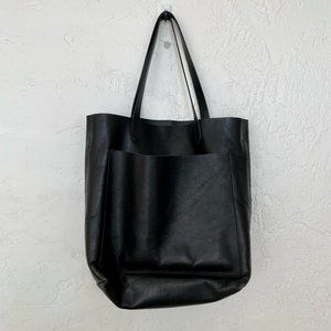 Madewell "The Medium Transport Tote" in Black Leather